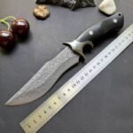 Outdoor Messer mit feststehender Klinge - Damascus